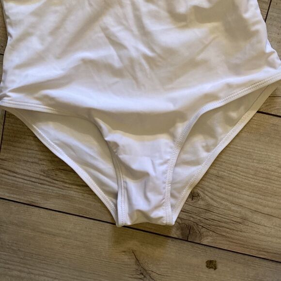 Choies White Halter Swimsuit New w Tags Size Large - Picture 4 of 6